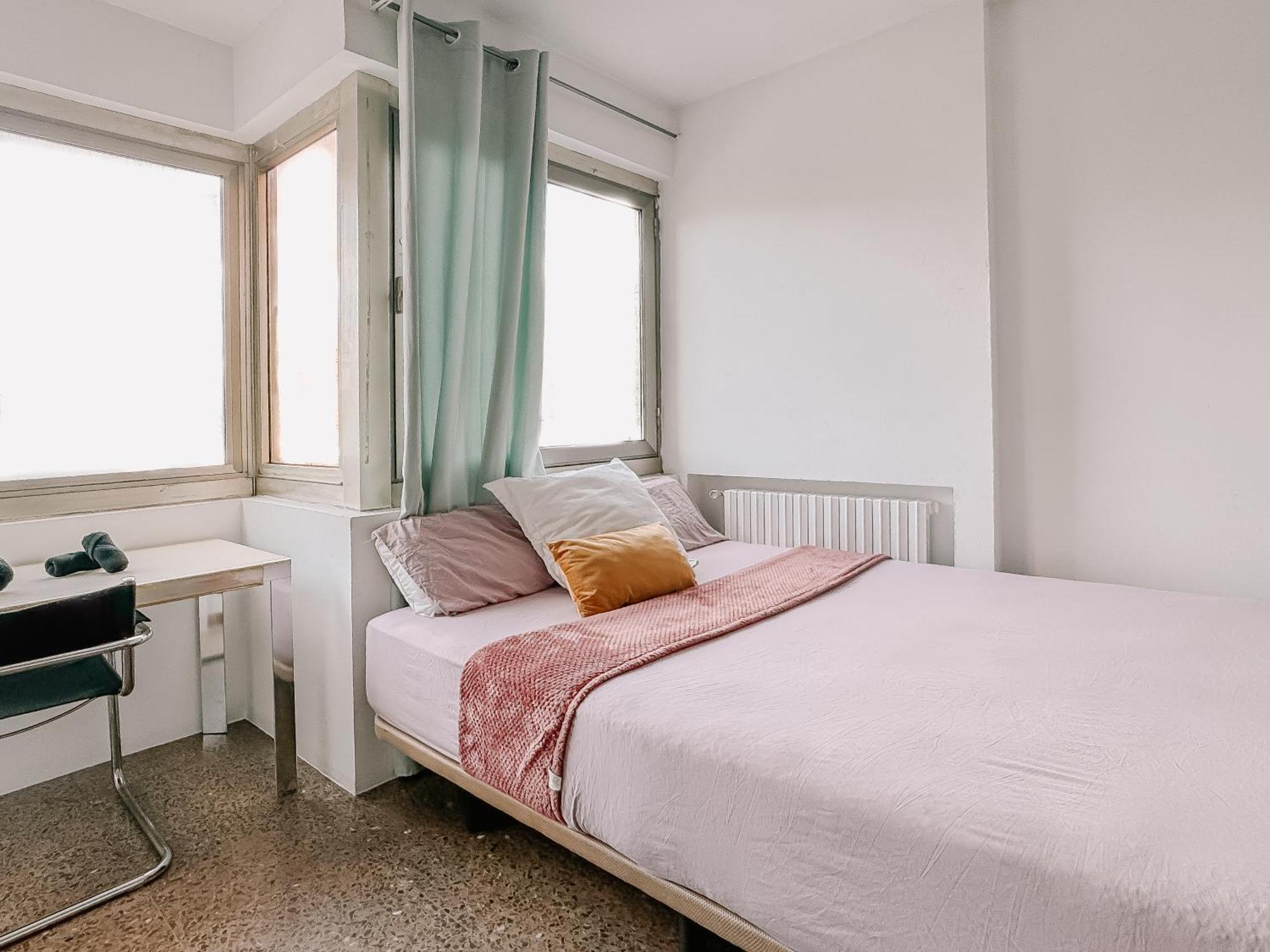 Lovely Rooms In Shared Apartment Gracia Neighborhood Барселона Екстер'єр фото