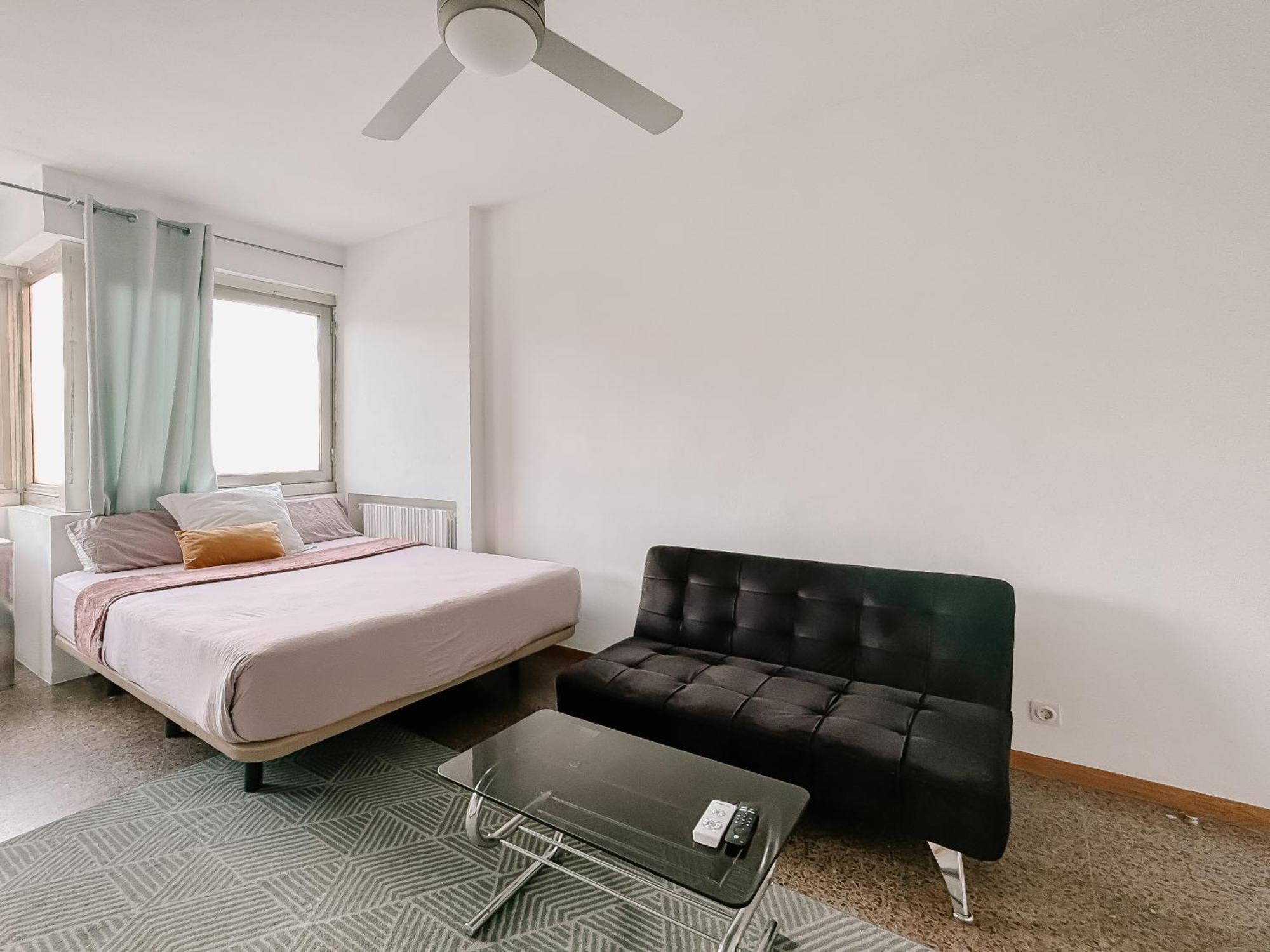 Lovely Rooms In Shared Apartment Gracia Neighborhood Барселона Екстер'єр фото